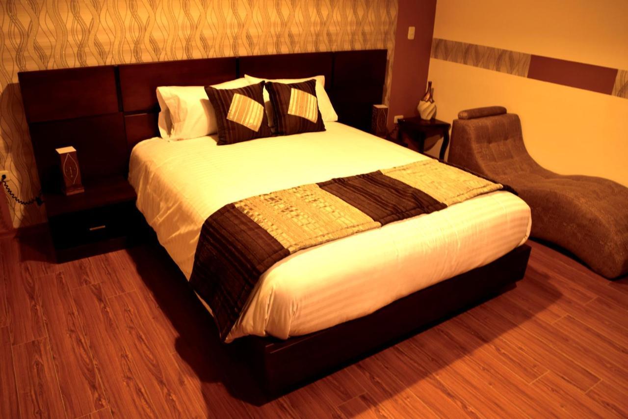 La Kapital Hotel Амбато Экстерьер фото